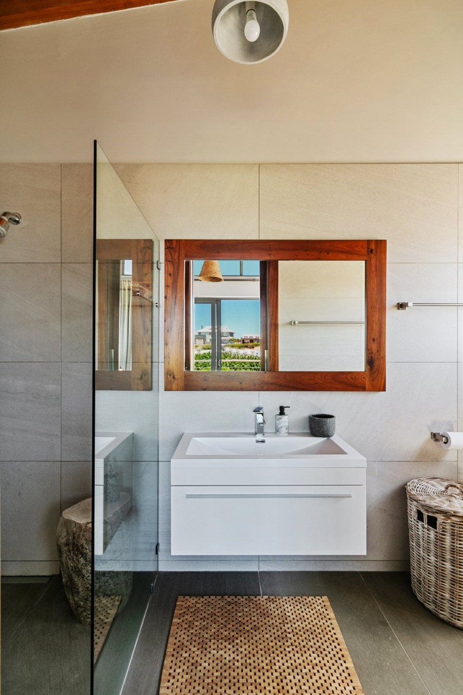 4 Bedroom Property for Sale in Buffalo Bay Western Cape